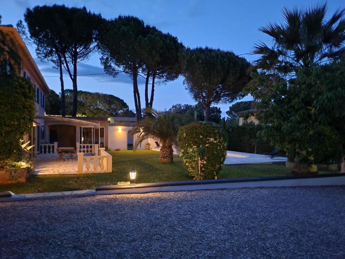 La Bastide Bleue Villa อ็องดูซ ภายนอก รูปภาพ
