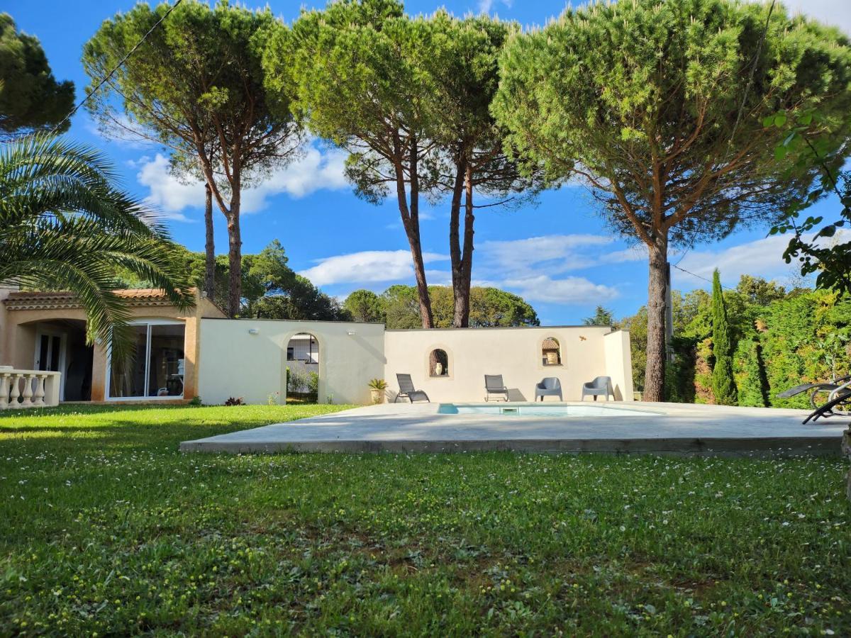 La Bastide Bleue Villa อ็องดูซ ภายนอก รูปภาพ