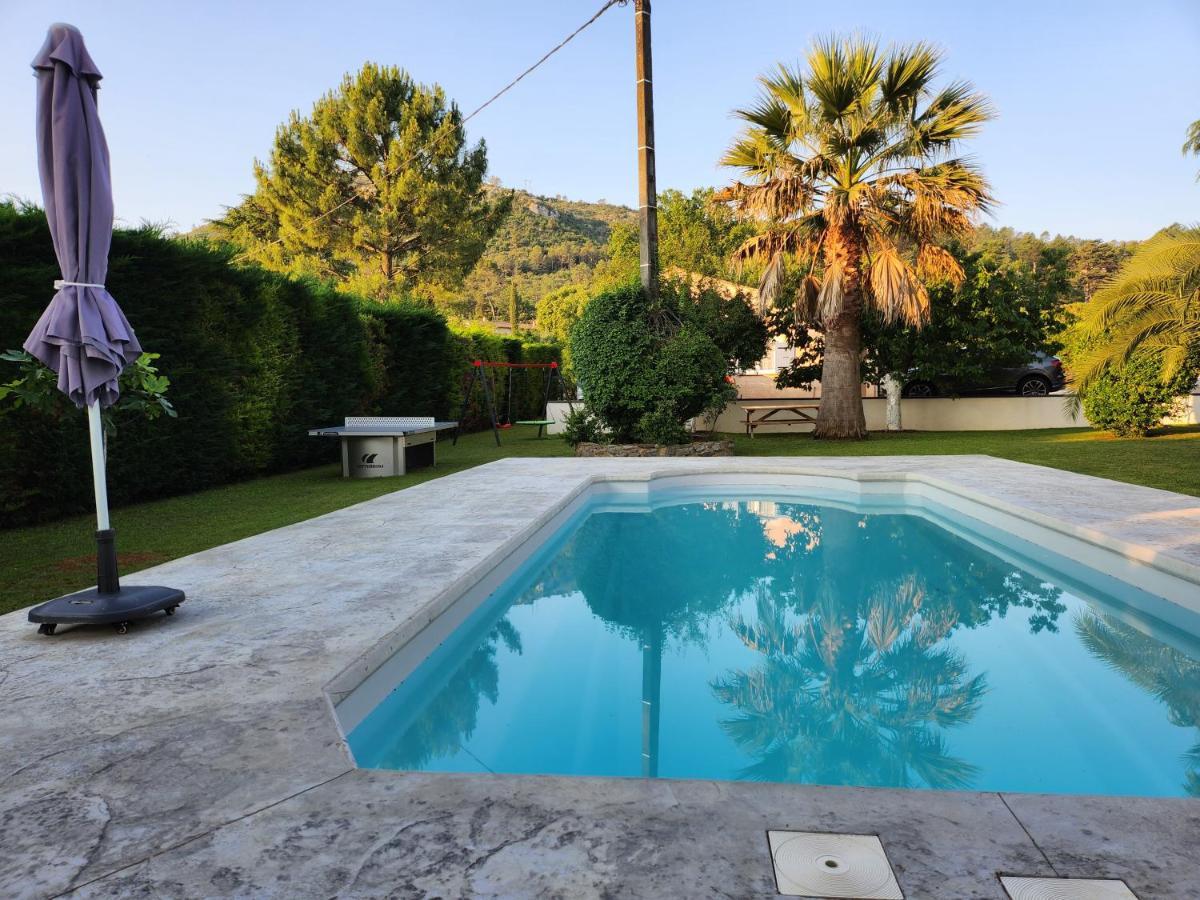 La Bastide Bleue Villa อ็องดูซ ภายนอก รูปภาพ